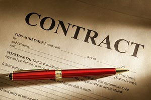 Contract Law Basics that Everyone Should Know
