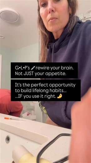 Shanna Lee Hunter on Instagram: "Let’s clear something up. 🤌 G•L•P’s aren’t just appetite suppressors. They work on the brain’s reward system, too. G•L•P receptors live in areas tied to dopamine, cravings, impulse control, and habit formation. So when G•L•P signaling improves, a few powerful things happen: 💙Food noise quiets. 💙Cravings loosen their grip. 💙Emotional eating stops running the show. The reward system finally finds balance. 🫶 That’s why so many people notice: ✅ clearer thinking 