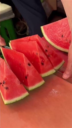 #watermeloncutting#watermelonharvest#streetfruits#fruitninjacutting #trending