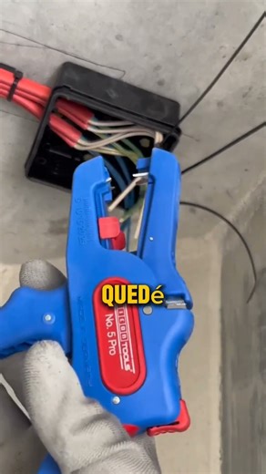 ⚡ I got a shock… without touching a live wire! #learnhomeelectricity