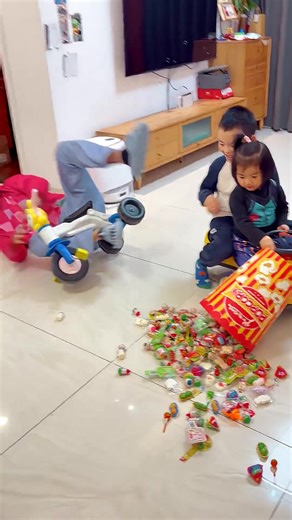 Funny Baby Cartoons: Family Fun and Silly Dance