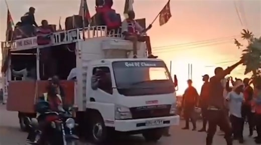 1.8K views · 41 reactions | Songs and dances fill Mamboleo Streets as Kisumu residents await arrival of Raila Odinga’s body | 7 News Global | Facebook