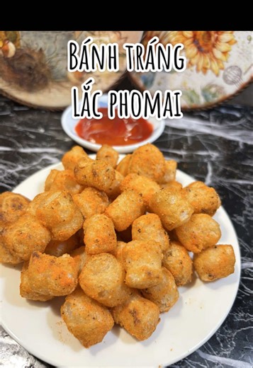 Bánh Tráng Nhúng Nước: Món Ăn Đưa Tiễn Cực Ngon