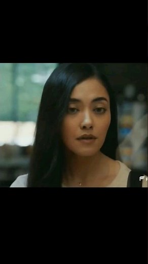 New: Yasmine Al-Bustami in Fabletics Ad! 😂