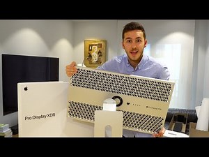 Unboxing of the $7000 APPLE Display