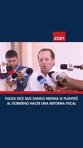 El ministro de la Presidencia, José Ignacio Paliza, manifestó que las conversaciones que sostiene el Gobierno con sectores de la oposición son un ejercicio democrático de consulta, que no buscan entrar en debates políticos de confrontación, sino en soluciones.Aclaró que quien coloca en la conversación bilateral el tema de una posible reforma fiscal fue el propio expresidente Danilo Medina, lo que fue rechazado por el equipo de Gobierno. #CDN #CDN37 #Noticias #NoticiasRD #Nacionales #RepublicaDom