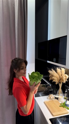 Koliko ti treba da običan ručak postane luksuz?Sa tartufima 2 sec! Gotovi proizvodi @tartufi.sr spremni da svako tvoje jelo pretvore u savršenstvo! Crna tartufata @tartufisr.com ✅ sos od crnih tartufa, spremena za upotrebu ✅ 2 kašičice / 4 porcije ✅ dodatak svakom jelu, pizze, paste, rižota, mesa ❕POSNO! Maslinovo ulje sa crnim tartufima @tartufisr.com ✅ oplemenjuje svako jelo ✅ uz samo 2 kapi ✅ dugo trajanje Sve proizvode možeš da naručiš na: 🛒www.tartufisr.com 🚚 DOSTAVA JE BESPLATNA! How lon