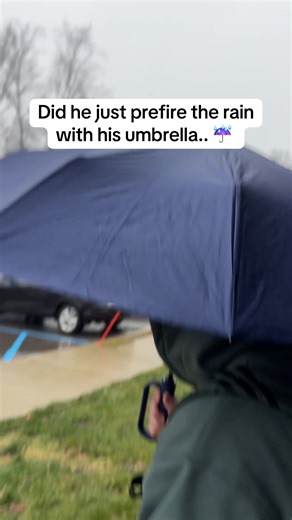 Automatic Opening and Closing Umbrella for Rainy Days