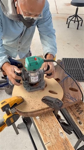 Guihan Fractal Guitar double-neck 6 and 12 string electric guitar. #guitarist #doubleneckguitar #guitars #bassguitar #guitar #luthier #guitarbuilder #guitarist #musician #guitarplayer #woodart #fractalart #unique #resinart #handmade | GC Creative Works | Facebook