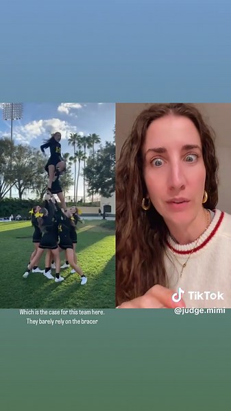 Pyramid Techniques for Cheerleading Teams