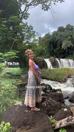 Flowy skirts and dresses are superior no one can convince me otherwise 😌