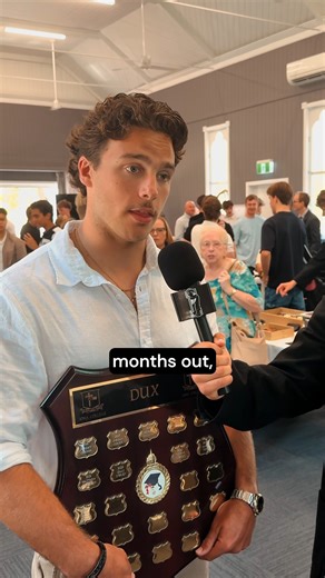 Balancing school life can be tough. Between academics, sport training and theatre production - Oscar has done it all. He reflects on his time at Iona and the importance of staying organised and leaning on your mates for support. We’re proud of you, Oscar! 🦍 #IonaCollege #WeAreIonian #StudentLife #Brotherhood | Iona College