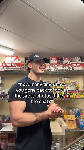 Z on Instagram: "#couplereels #couplegoals #valentinesday #girlfriend #valentinesdaygifts #relationship"