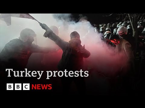 Thousands protest in Turkey as leading political rival of President Erdogan is jailed | BBC News