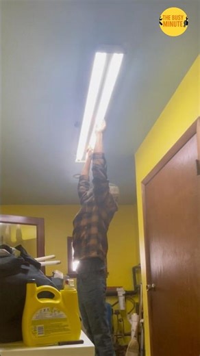Changing fluorescent lightbulbs
