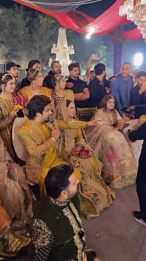 1.1M views · 46K reactions | Mehndi ✨ High heels ty nachay, ty tu bari jachay  @sidmrrapper #dolly | Fashion Icon Dolly | Facebook