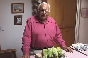 How to shuck corn like a boss.