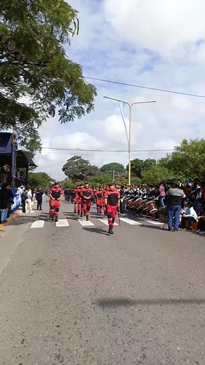 25 de Mayo 🇦🇷🇦🇷 San Pedro de Jujuy 2025 Desfile Cívico, Militar y Gaucho. | SBF Digital