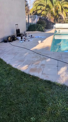 Réparation rapide de skimmer de piscine sans casse