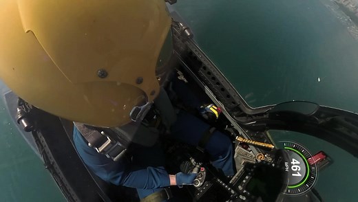 618K views · 16K reactions | Thank you Chicago! What an amazing weekend getting to perform for you at #ChicagoAirandWaterShow! We can’t wait to come back and fly over this beautiful city once again! Check out this video of the Double Farvel performed with a #Chicago backdrop! #BlueAngels #USNavy #USMC #FlyNavy | U.S. Navy Blue Angels | Facebook