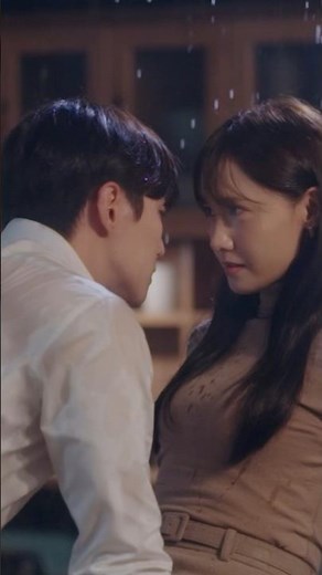 Este beso entre Gu Won y Sa-rang en King the Land nos tiene en llamas (literalmente).