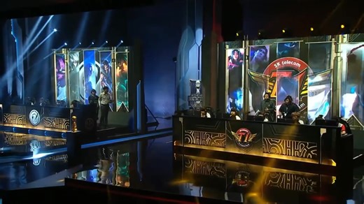 T1 VS IG 🔥 EMPIEZA EL MUNDIAL DE LEAGUE OF LEGENDS 🏆 Empezó el mundial de League of legends y con un partidazo, T1 vs IG, el equipo de Faker contra el de Rookie. Si así estuvo el primer partido, imagínate como estará lo demás 🥵🥵🥵 | Jonnijuro