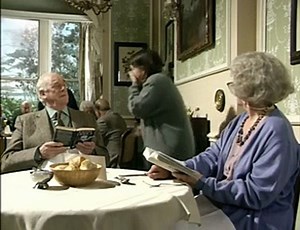 Waiting For God S04 E02 - Living Together