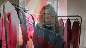 1.1K views · 33 reactions | Wonderful to see some truly talented Australian designers showing their pieces at the London Fashion Week Showrooms on the very last day. The Showrooms have hosted over 150 British and international brands this year, helping them raise their profile as they expand into global markets. #LFW #AusDesignersAbroad Australian Fashion Council Harman Grubiša Pared Eyewear Kindred | Australian High Commission in the United Kingdom | Facebook