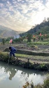 48K views · 2K reactions | Renovating the Old House, Episode 62: I've been renovating the first floor floors these days【Mr. Lu】 #RenovationKing #Renovation #OldHouseRenovation #YardRenovation #Handicraft #DIY #fblifestyle | Mr.lu | Facebook