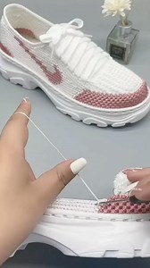 Crochet video tutorial 🥰 . . . . . #reels #tips #crochetreelsplay #howto #crochet #fyp #knitting #knit #crochetreels #crochetdesigner #igcrochet #yarnbender #crochetpatterns #crocheting #crocheter #maker #crochetstitch #crochetlove #crochetinspiration | Crochet with us