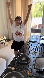 ENJOY MY NEW WEEKEND MIX Today I recorded 1 hour of tech house mix which will appear on my YouTube and SoundCloud in the evening, and today’s mix comes from this set, I invite you to listen and watch ❤️ | Nghe Tiếng Anh Mỗi Ngày