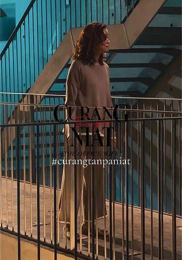 akhir CURANG TANPA NIAT (The Office Wife) - Setiap ISNIN - KHAMIS, 10 MALAM di Astro Ria, On Demand dan strim Astro Go. Boleh layan di mana mana saja, bila – bila masa! #JomUsha #AstroGo #OnDemand Terbitan: @ifame.my Arahan: @eyrahman22 Bersama dengan Mira Filzah @mfmirafilzah , Shukri Yahaya @shukriyahaya , Sharifah Sakinah @sharifah_sakinah & pelakon-pelakon hebat yang lain.. @8azqa @evertts_gomes @onlyfauzinawawi @fadlanhazim @nafiez.zaidi @anjoulielavocah1 @hasnulrahmatmustafa @jihaasham @ka