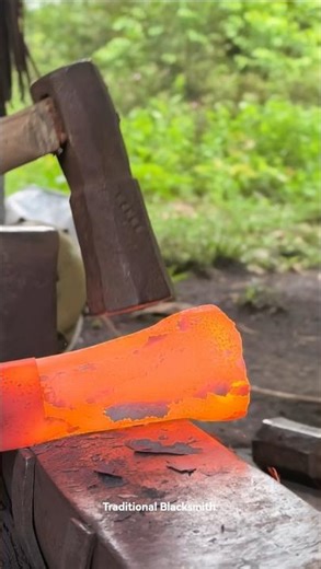 Meat and bone knife handle manufacturing #prismlivestudio #medievalblacksmith #chefknives