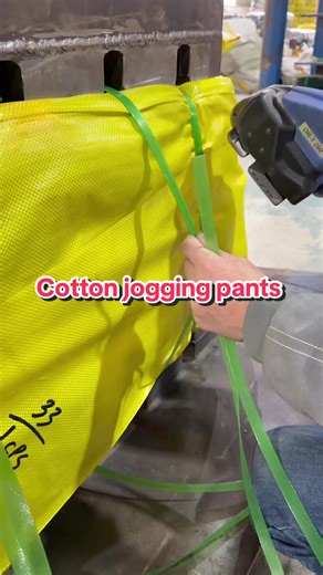 #fashion #beauty #clothes #fyp #China secondhand cotton jogging pants. Original factory exports all different kinds of clothes for male, female and kids.