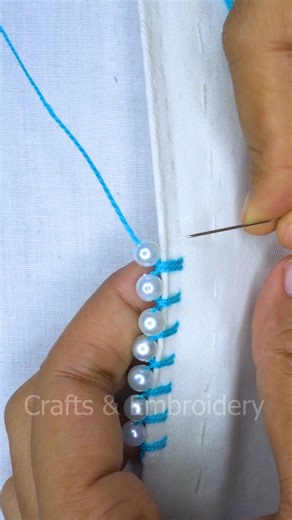 😲 OMG! This EASY Hand Embroidery Border is SO CUTE! 🔥 #useful #tutorial #cute #stitch #hand #handmade #viral #easy #embroidery #trending #reels #support #viralreels #reelsfb #diy #satisfying #fypシ゚ #viralvideo #design #everyone #diycrafts #fb #border #fbreels #reelsvideo | Crafts & Embroidery