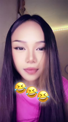 วิดีโอของ อีหล่าคำแพงMewky (@metal.lady69) พร้อมเพลง Papi Chulo - El Chombo & Lorna