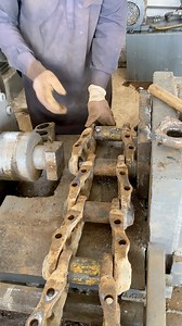 Excavator Chain Installation #excavator #chain #pin #restoration | Mechanical Engineering World