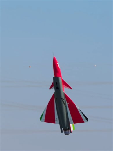 Pilot Rc J-10 Hover Martin Pickering #J10 #pilotrc #martinpickering #pickeringrc #gonzohobbies #jet #rc #j10 #pilot #pilotrc