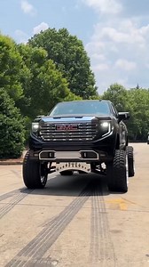 Sierra Denali Goes Massive with 38s and 12 Lift