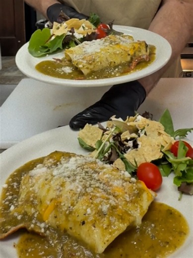 Grilled Chicken Chile Verde Enchiladas #food #cooking #EasyRecipe #chicken #chileverde
