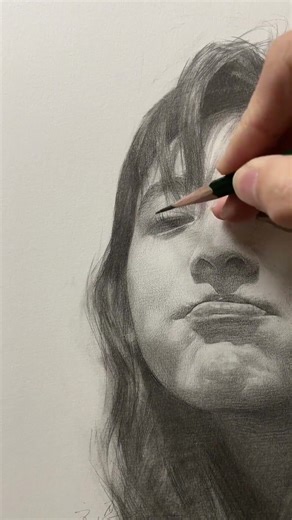 Perfect drawing is full of details everywhere #fypdrawing #charcoaldrawing #portraitdrawing
