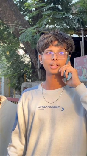 Expectation: 10 करोड़ 🤑 Reality: पेट्रोल के लिए ₹100 मांगने वाला भाई #ytshorts #viral #funny