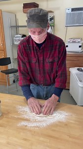 18 reactions | Darrold and Marty's three methods of shape a pizza crust. | Sunrise Flour Mill | Facebook