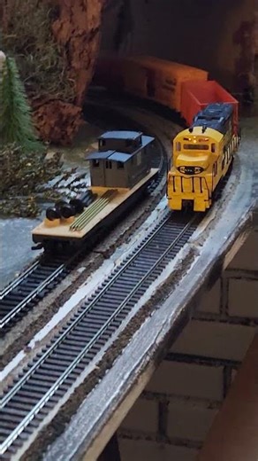 ho santa fe frieght train #modelrailway