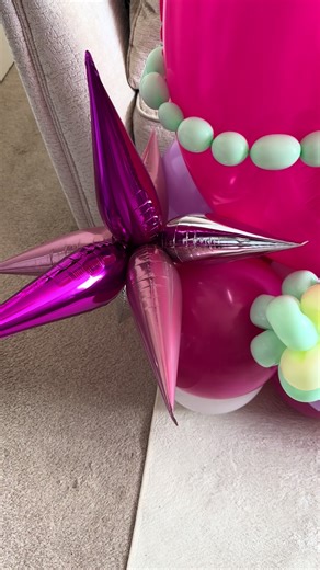 Balloonsandblossoms on TikTok