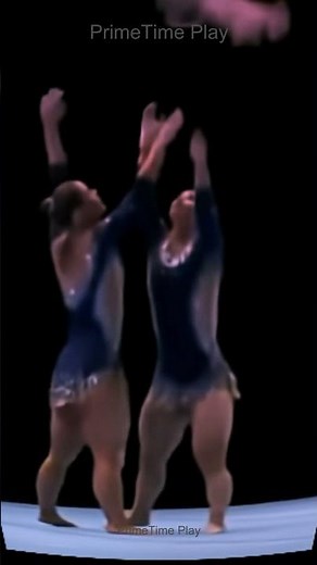 The perfect acrobatic pyramid 🤸‍♀️ #gymnastics #acrobatics #skills