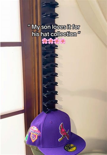 Organizing Baseball Caps with a Stylish Hat Rack