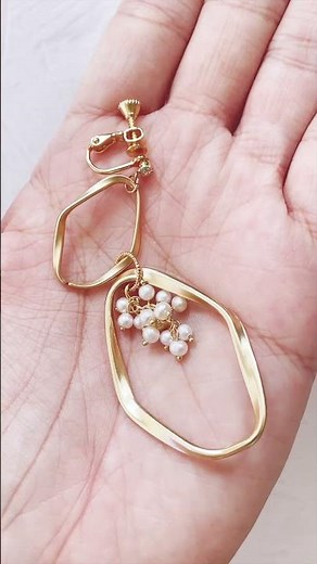 \\ 初心者でも簡単イヤリング作り / 2連のゴールドフープと淡水パールを使った大ぶりイヤリングの作り方