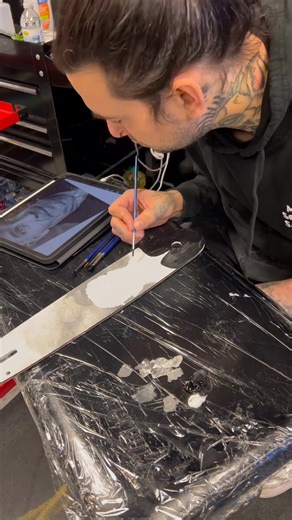 138 reactions · 42 comments | I’ve been wanting to to make this since I first started the new series of Monsters on #Netflix. This is a chainsaw from 1930 same model as the one Ed used. Hand painted a portrait of Ed Gein on it. #handpainted #art #truecrime #edgein | TJ Cornelius | Facebook