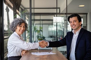 How to find the right executive recruitment agency for your needs?